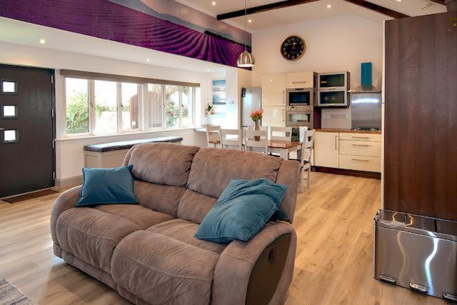 קורק Meadowlane Lodge מראה חיצוני תמונה