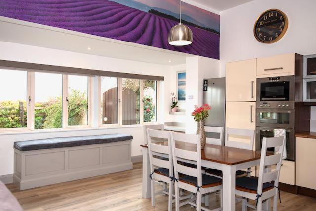 קורק Meadowlane Lodge מראה חיצוני תמונה